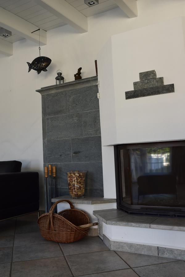 Bnb Villa Levanta Péry Buitenkant foto