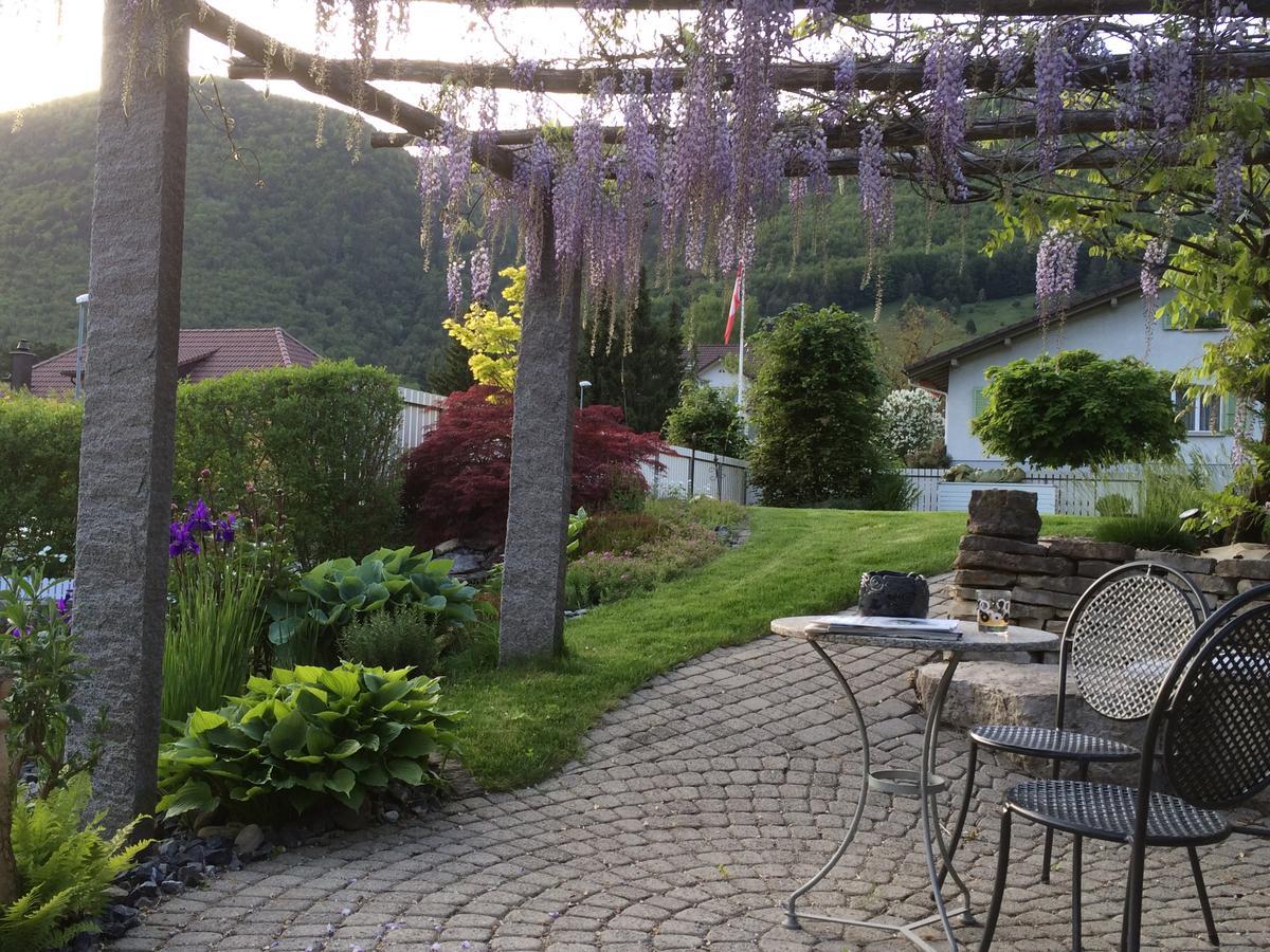 Bnb Villa Levanta Péry Buitenkant foto